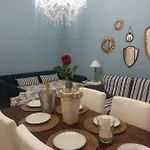 Daire Italian Vintage House