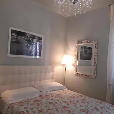 Apartment Italian Vintage House Como