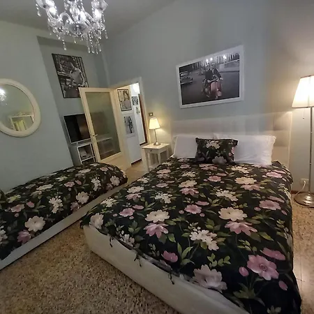Italian Vintage House Daire Como