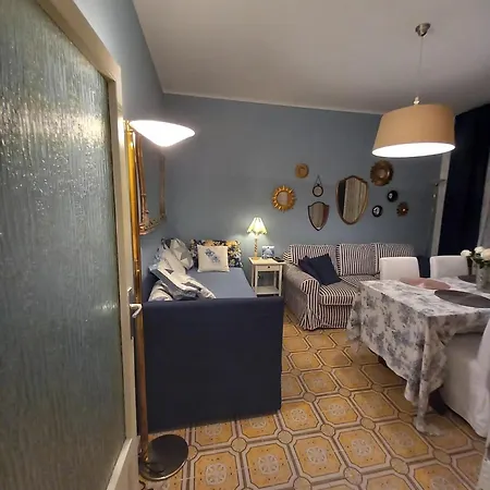 Italian Vintage House Apartment Como