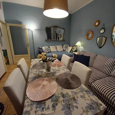Italian Vintage House Apartment *