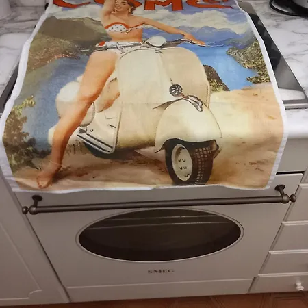 Italian Vintage House * コモ